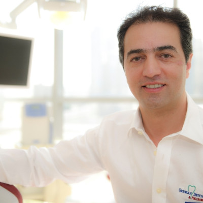 Dr Farshid Sadeghi