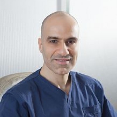 Dr Raafat Lakis